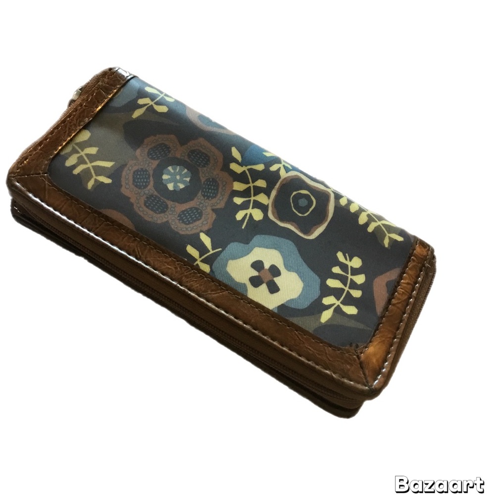 Target Floral Pattern Zip Wallet in Brown and Navy - Picture 1 of 9
